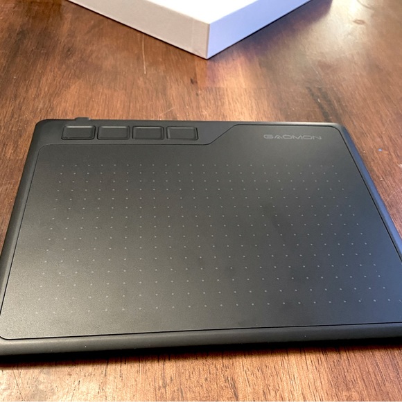 GAOMON S620 Graphics Tablet - Picture 4 of 14